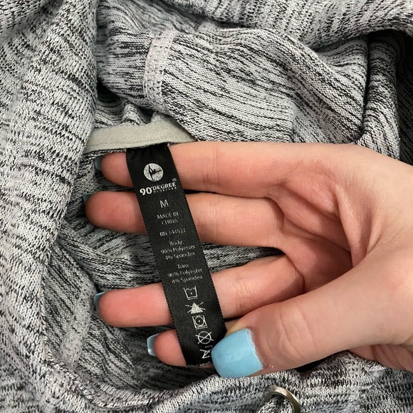90 degree grey sweatshirt - Picture 3 of 6